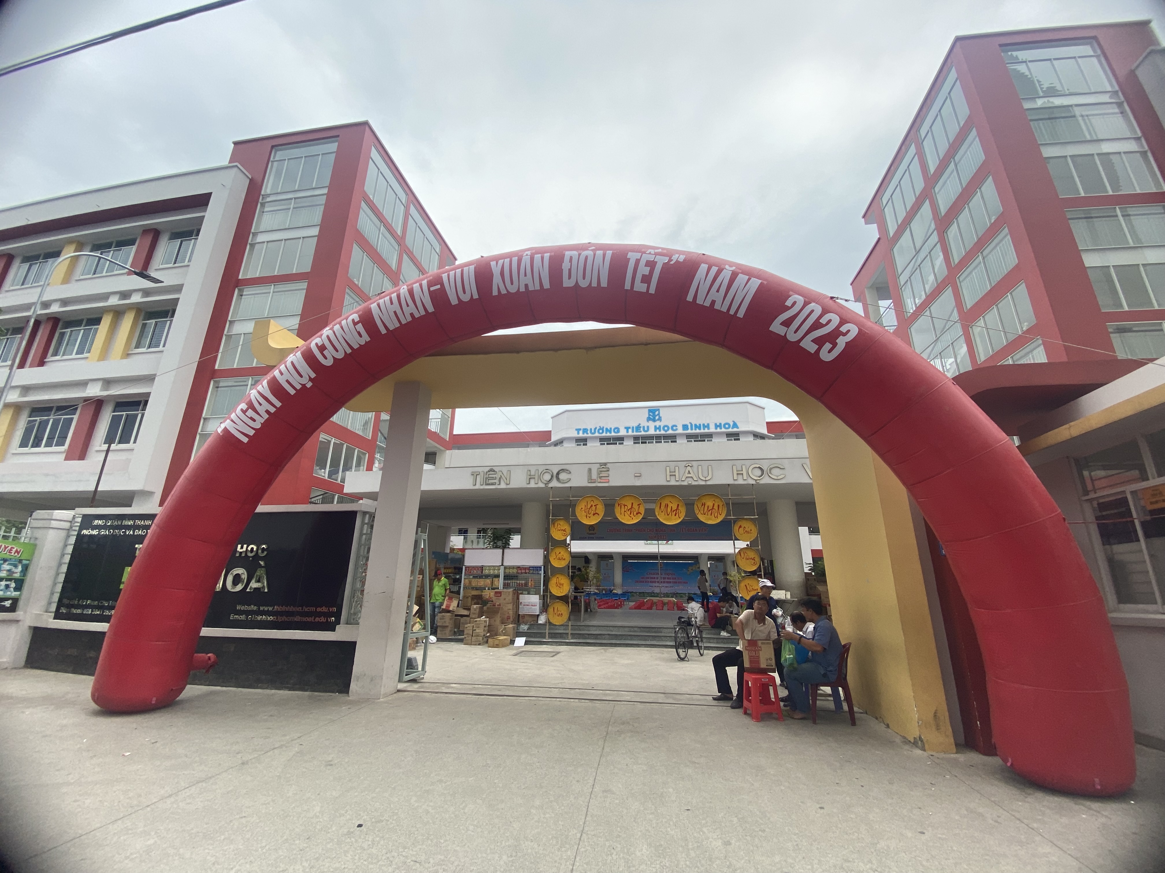 Những phiên chợ nghĩa tình Công đoàn